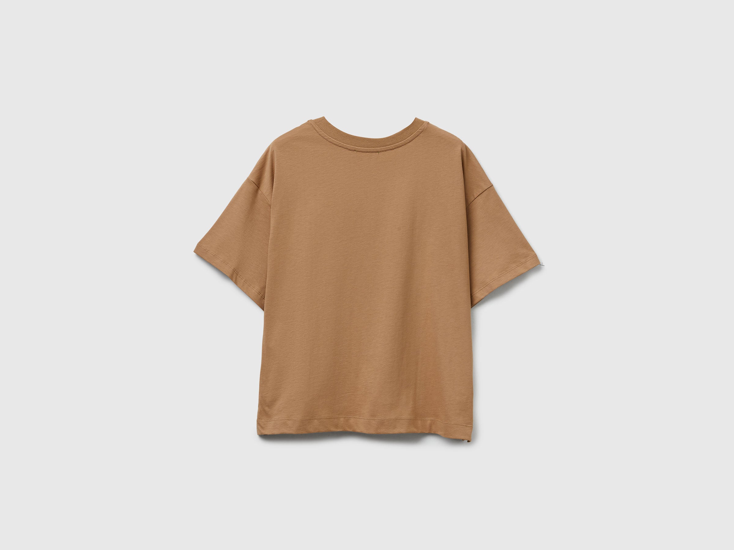 T-shirt com estampa slogan - ucb_image_BS