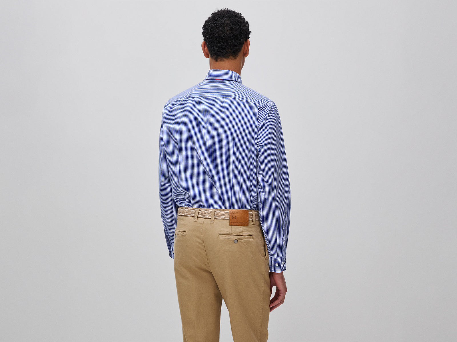 Camisa com bolso pequeno slim fit - ucb_image_B