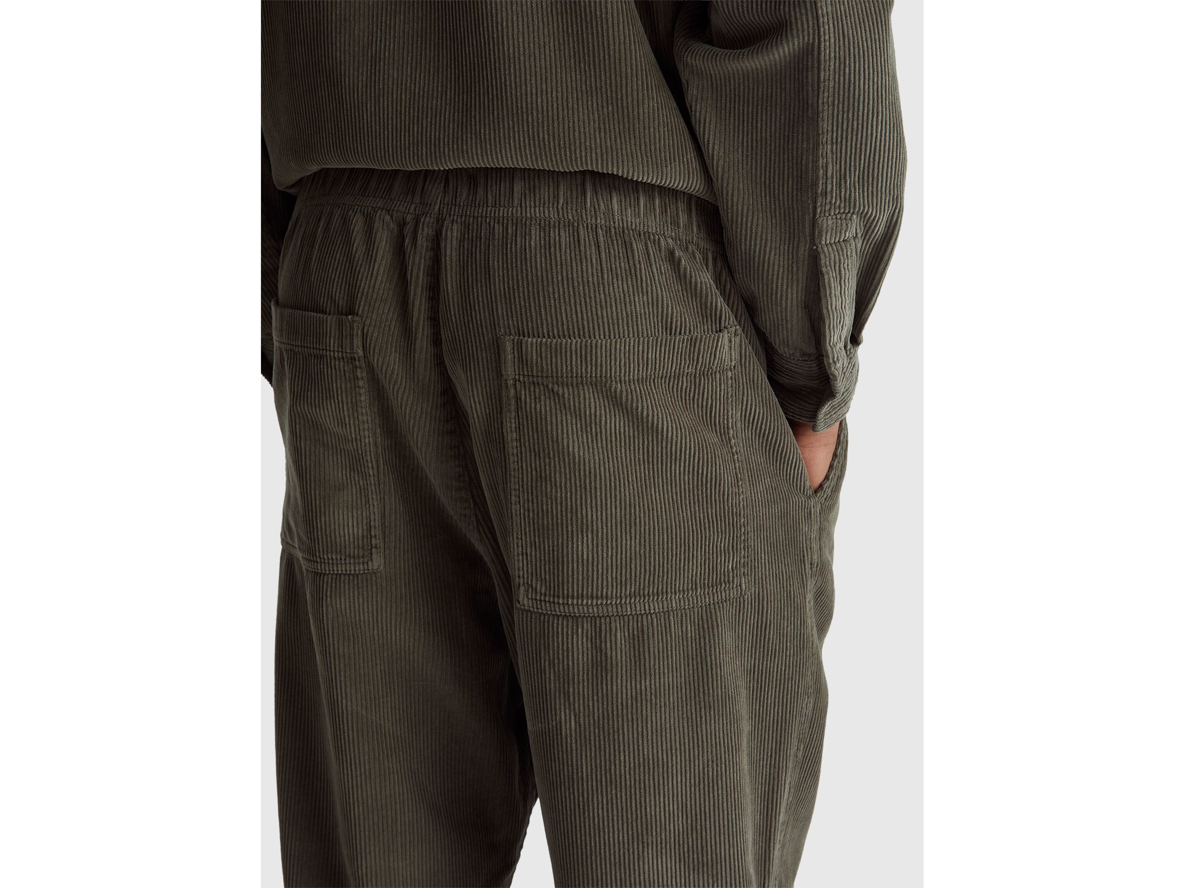 Joggers de veludo - ucb_image_FY