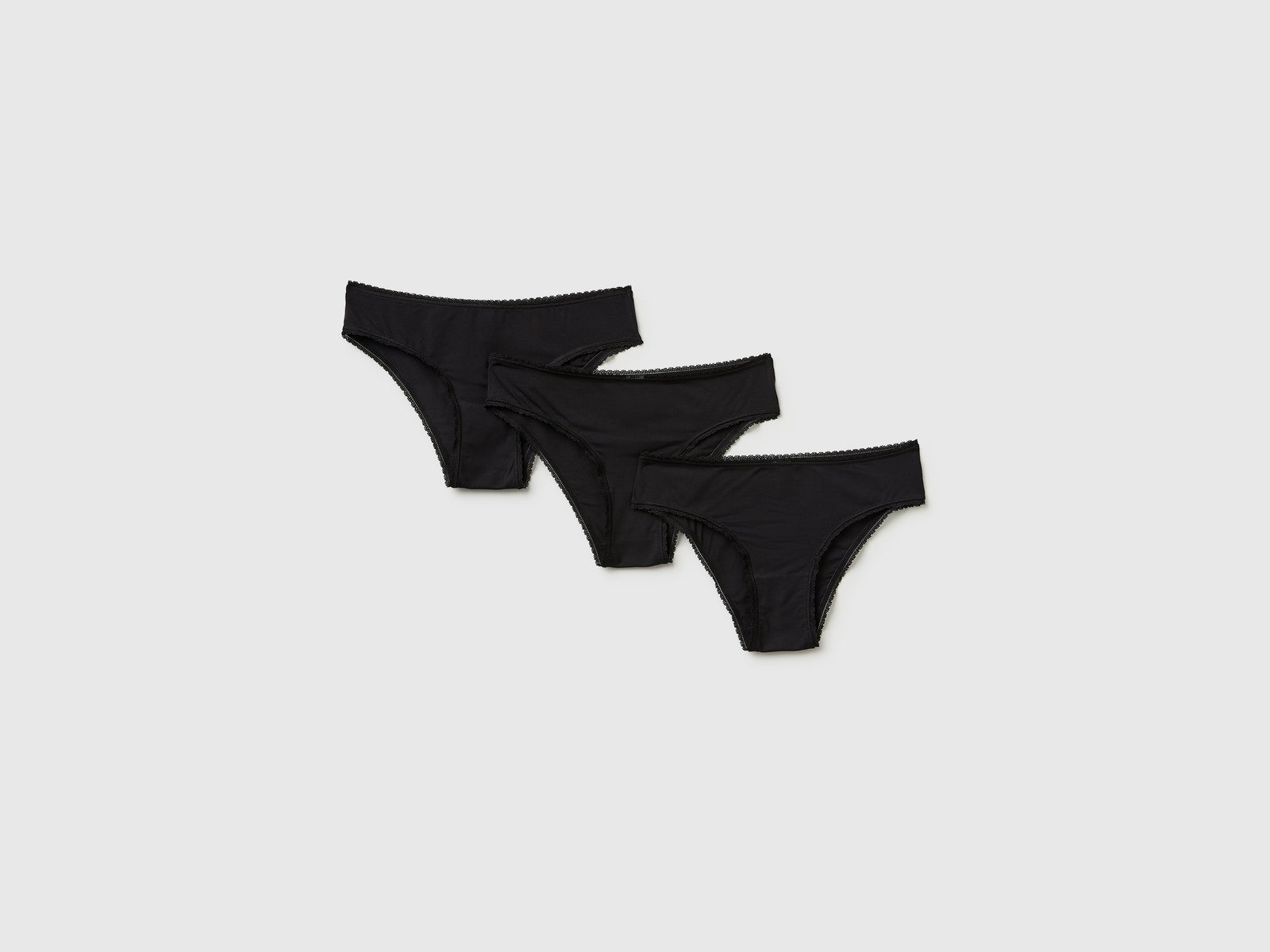 Três slips em Modal stretch - ucb_image_FS