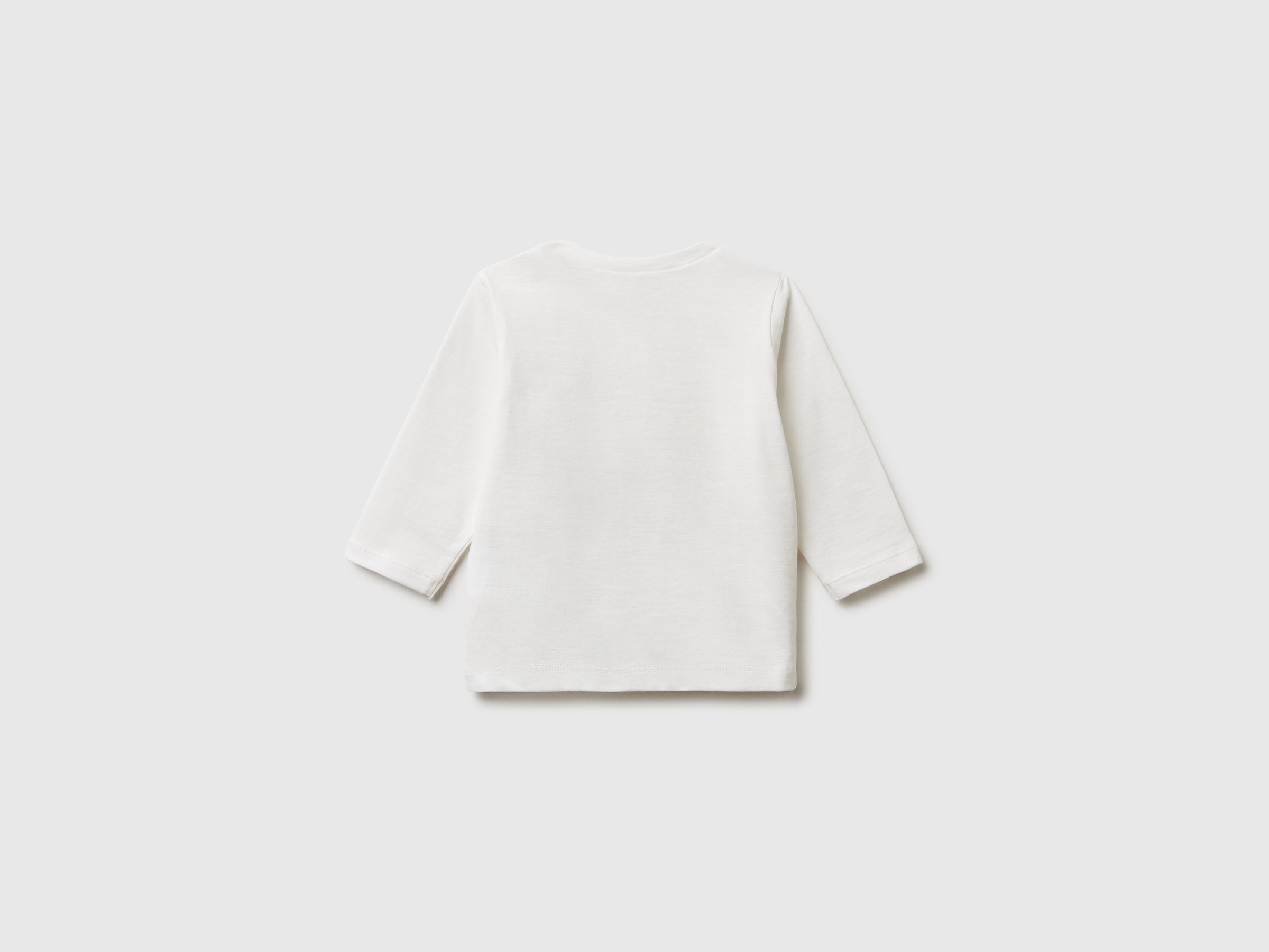 T-shirt com estampa em relevo - ucb_image_BS