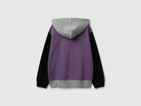 Casaco com fecho de correr e capuz - ucb_image_BS