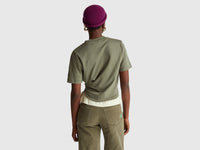 T-shirt com estampa e bordado - ucb_image_B