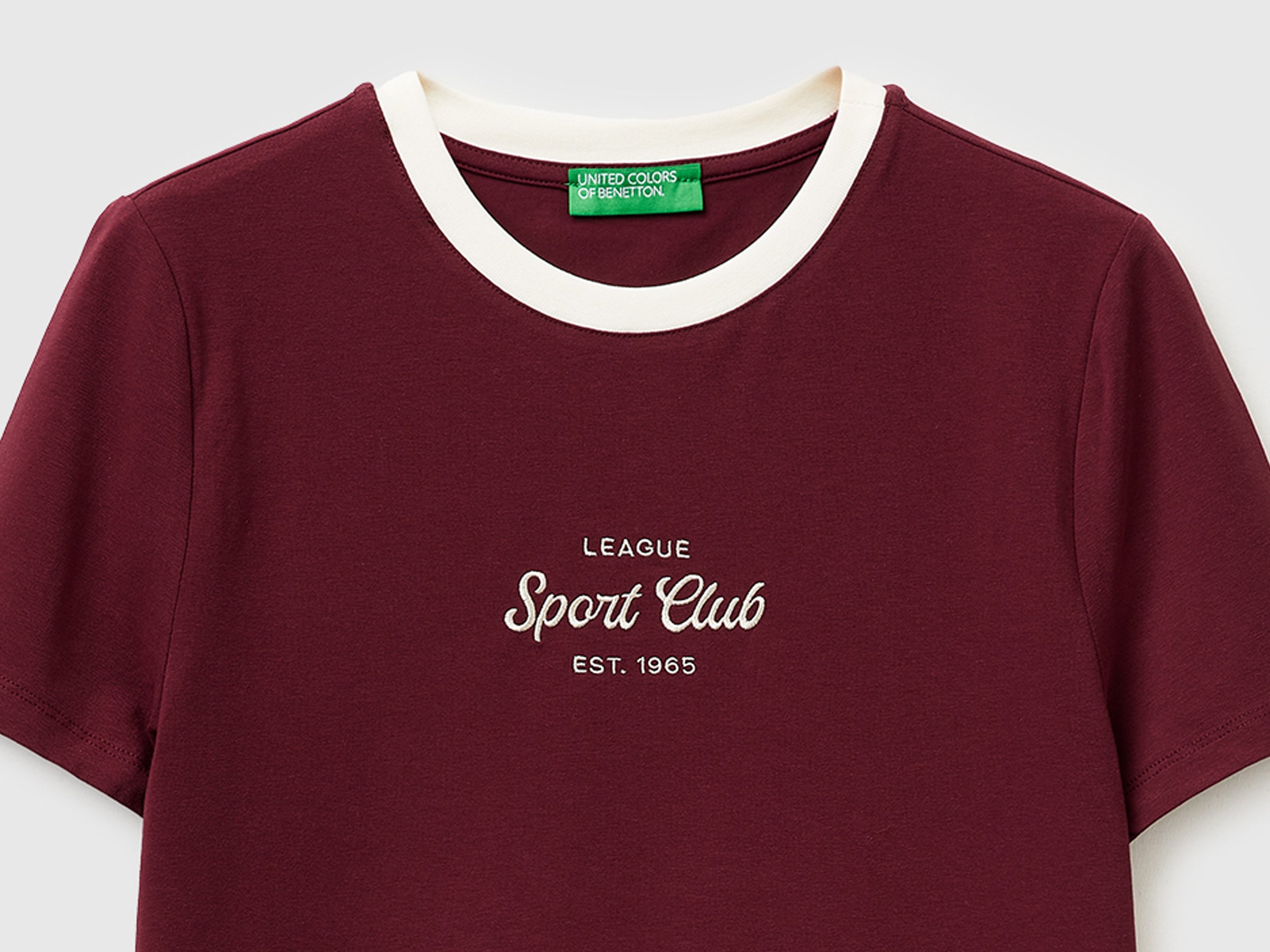 T-shirt with embroidered crest - ucb_image_DS1