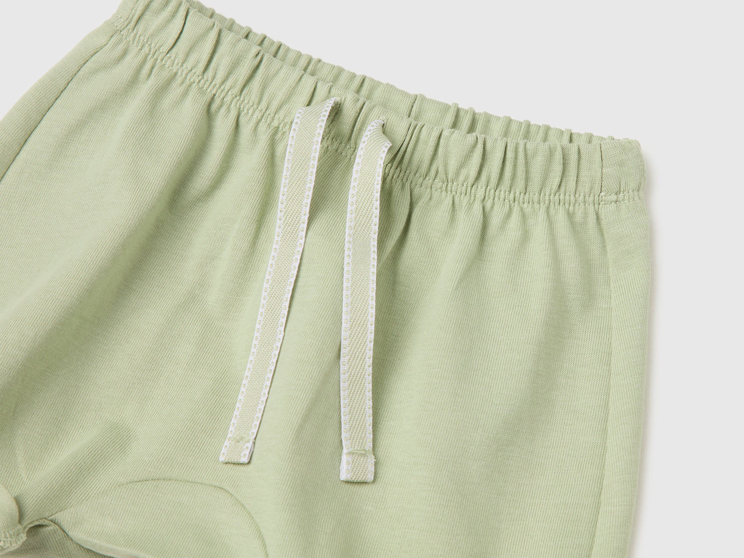 Shorts with animal embroidery - ucb_image_DS1