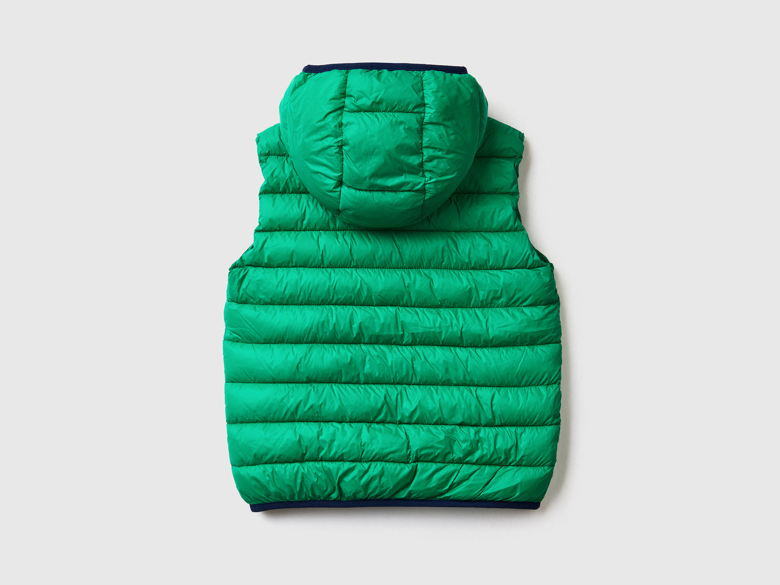 Colete acolchoado com capuz - ucb_image_BS