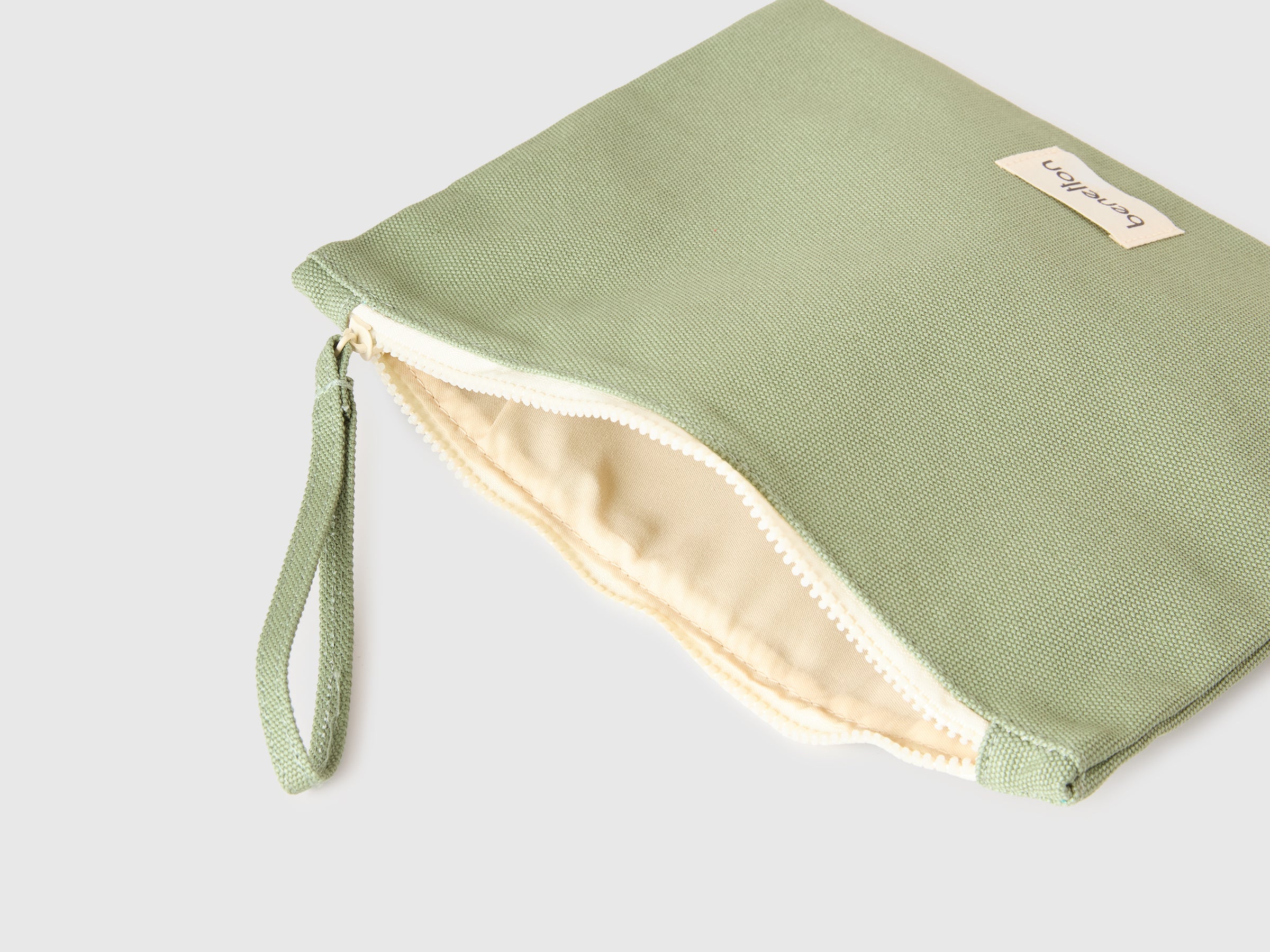 Bolsa envelope para tablet verde militar - ucb_image_DS1