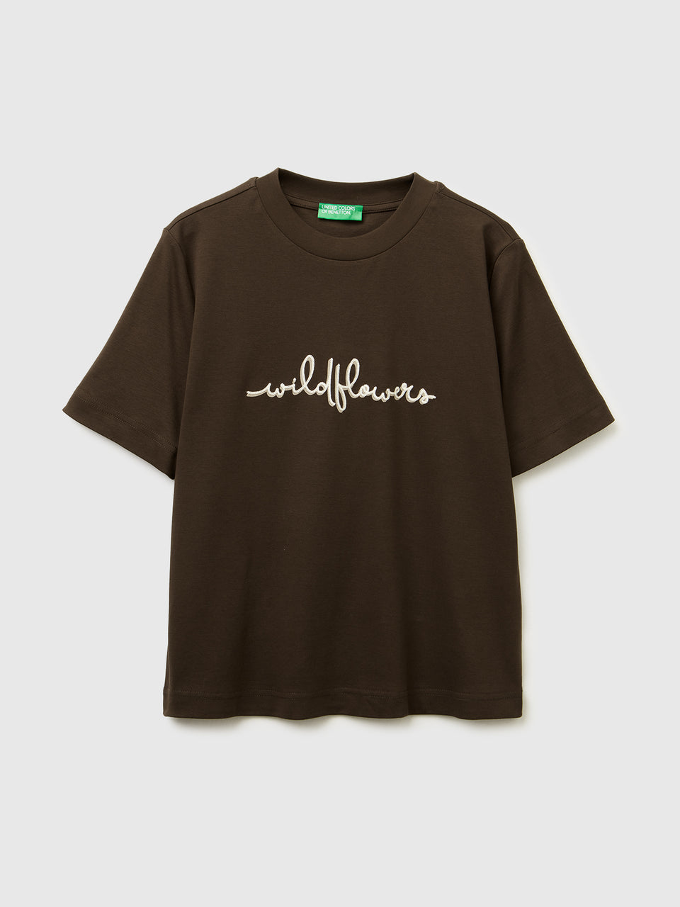 T-shirt com estampa e bordado - ucb_image_FS