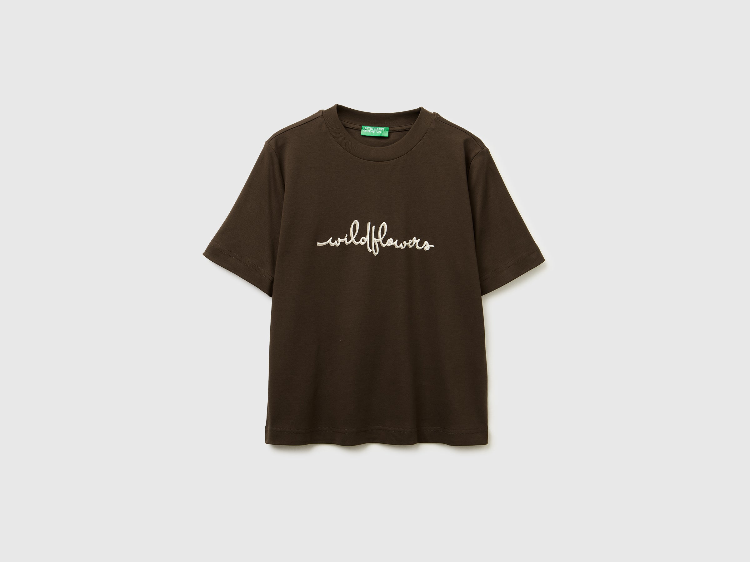 T-shirt com estampa e bordado - ucb_image_FS