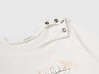T-shirt com estampa em relevo - ucb_image_DS1