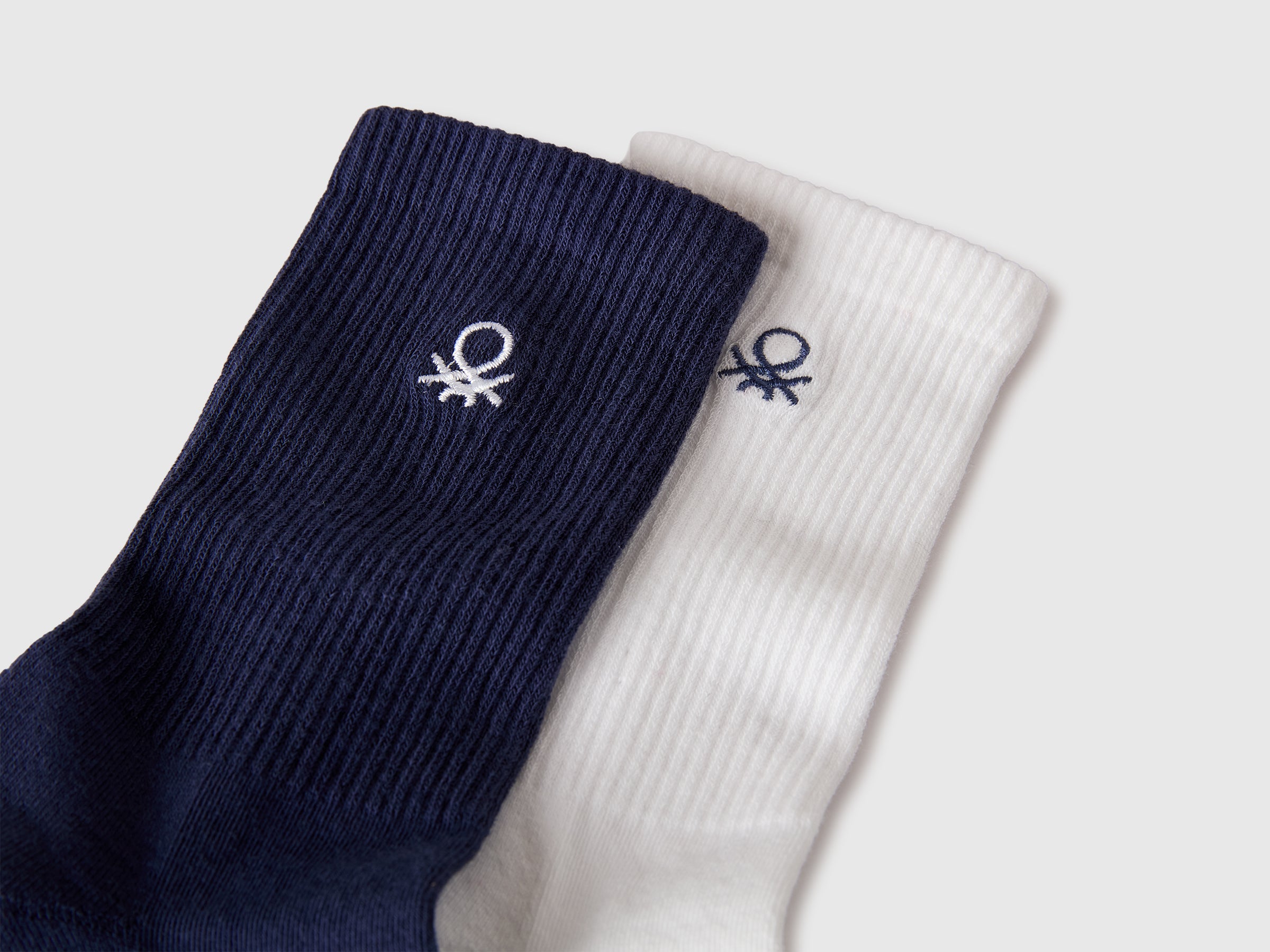 Set of sports socks - ucb_image_DS1