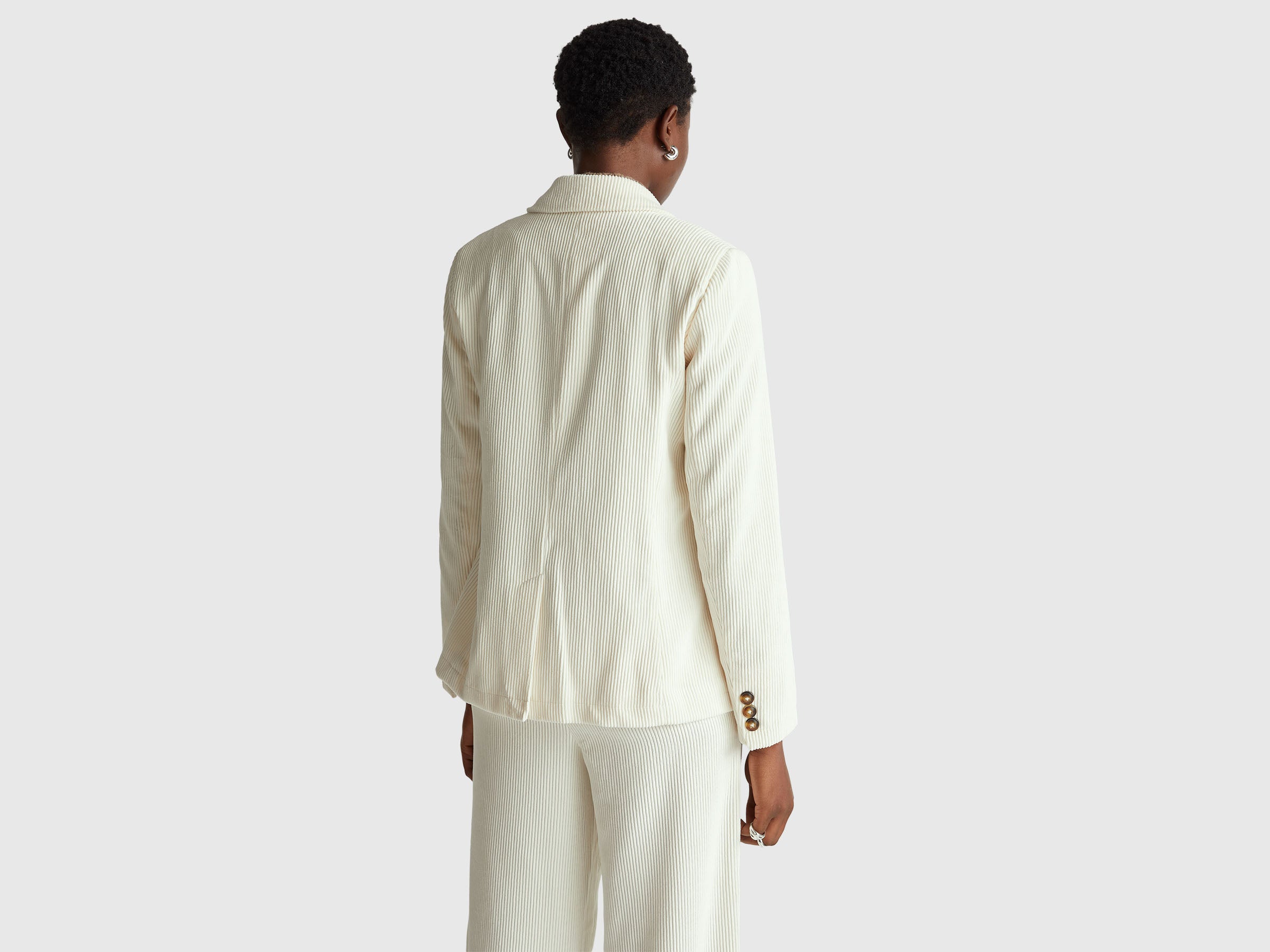 Blazer de veludo canelado - ucb_image_B