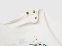 T-shirt com estampa em relevo - ucb_image_DS1