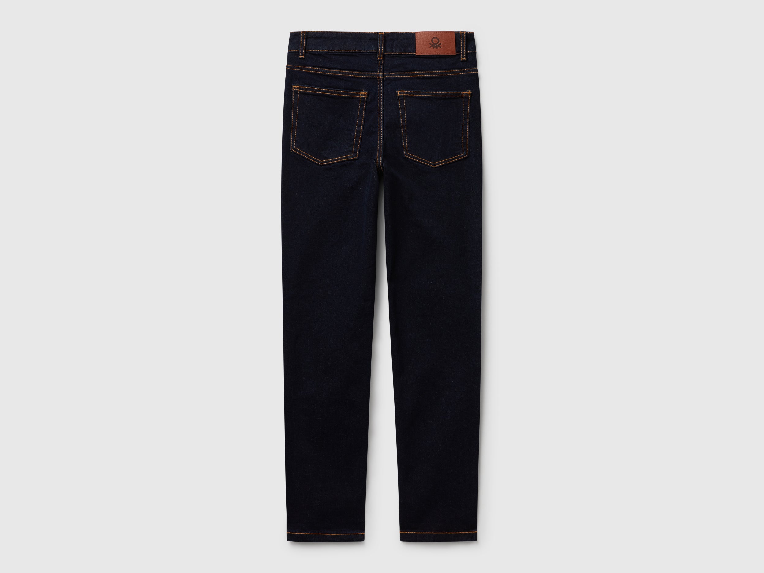 Jeans slim fit de cintura subida - ucb_image_BS