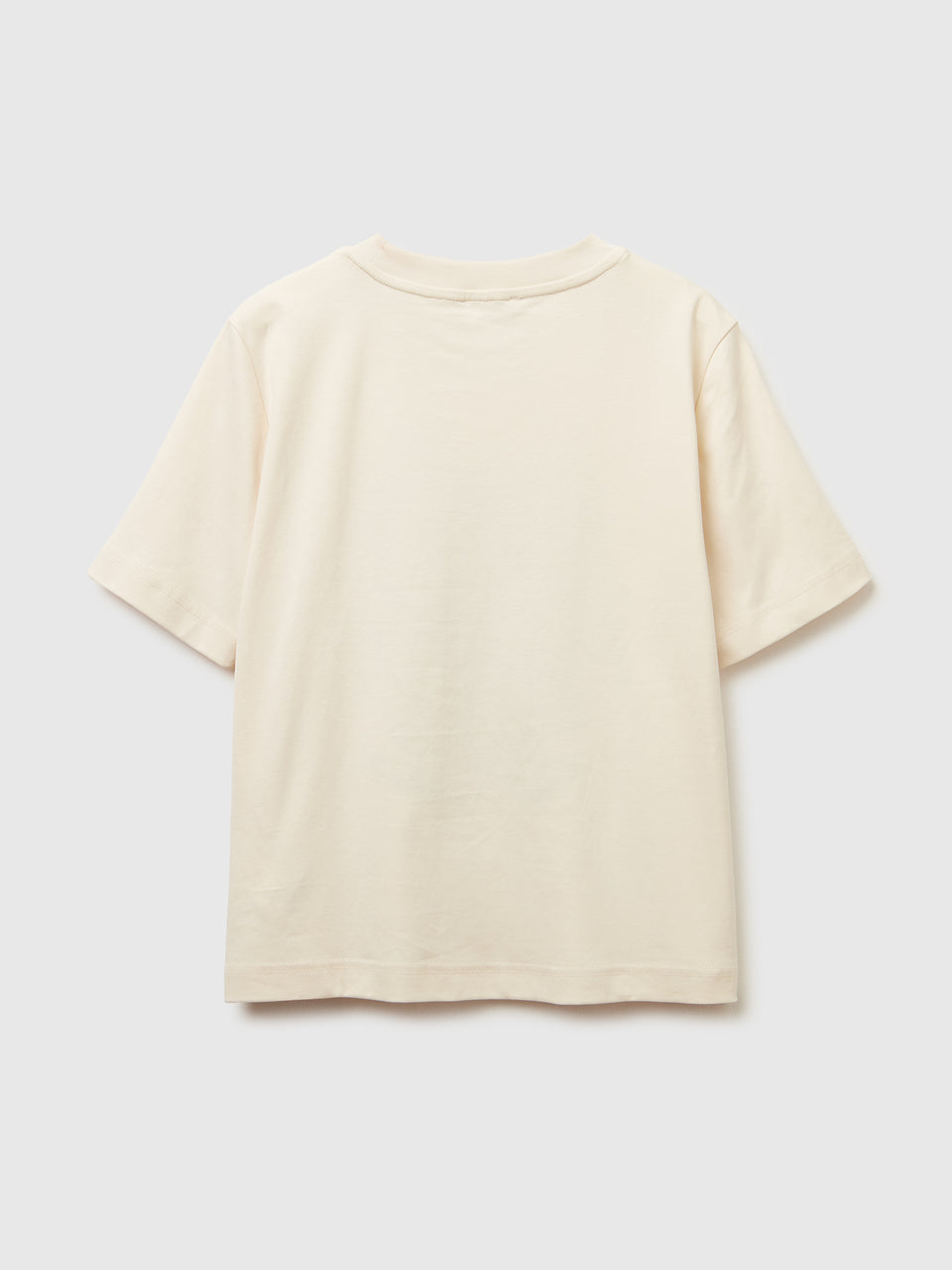 T-shirt com estampa e bordado - ucb_image_BS