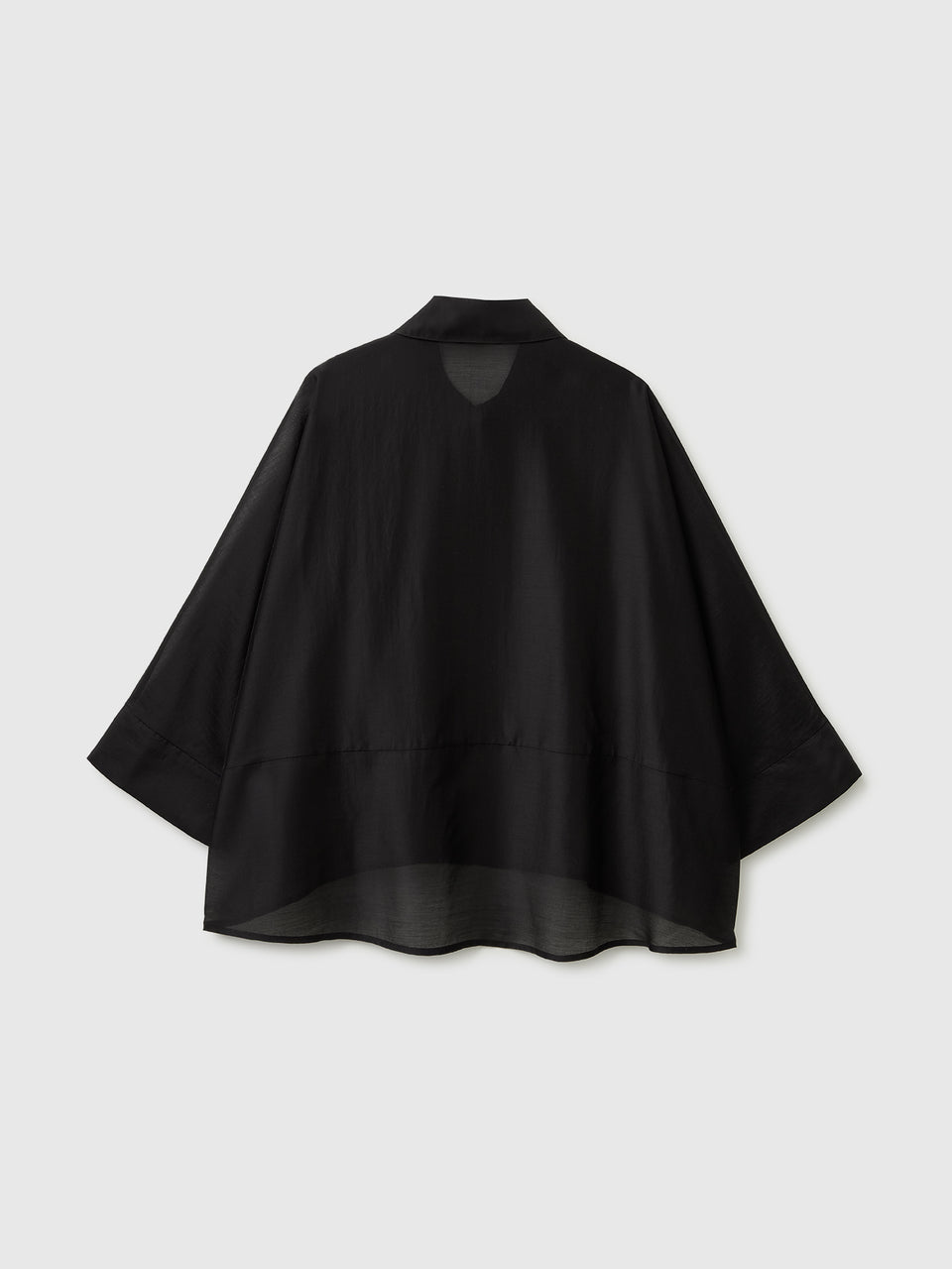 Flowing shirt - ucb_image_BS