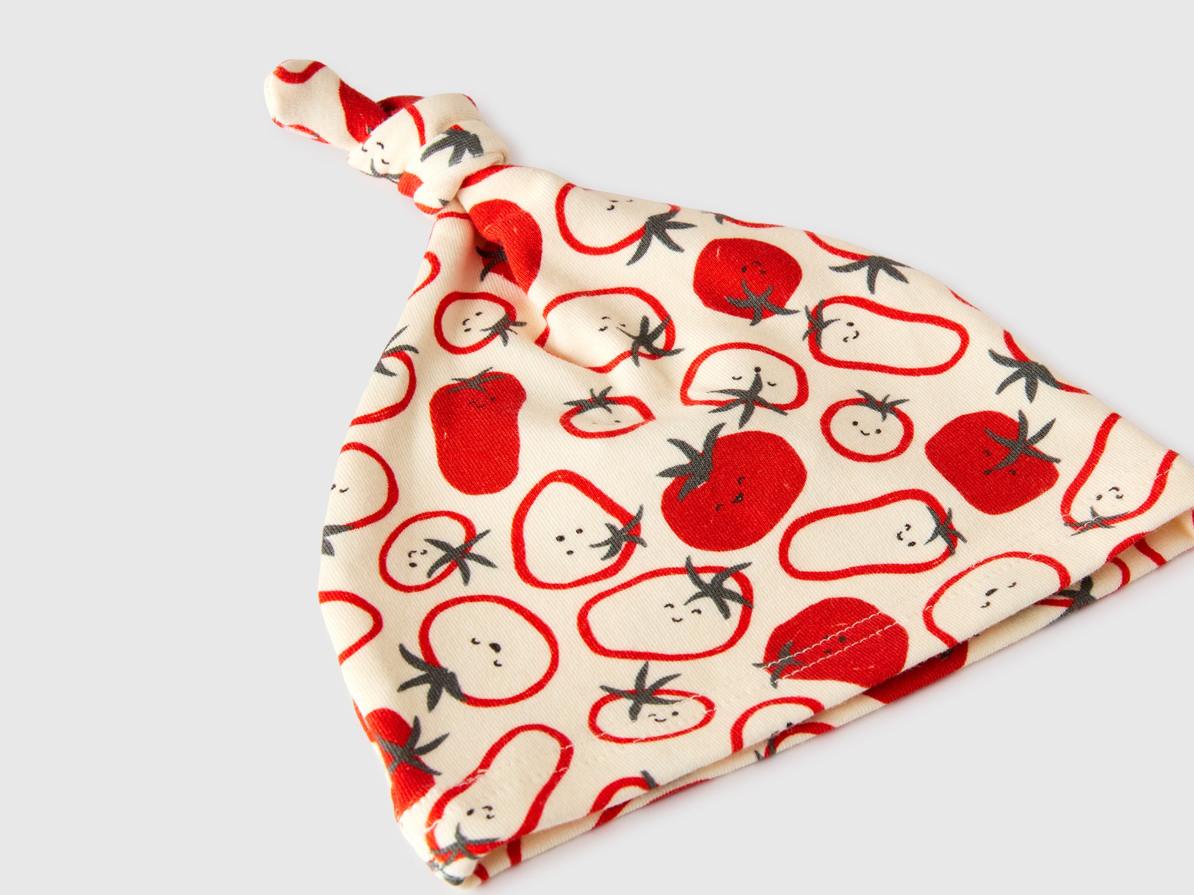 Cap with tomato print - ucb_image_DS1