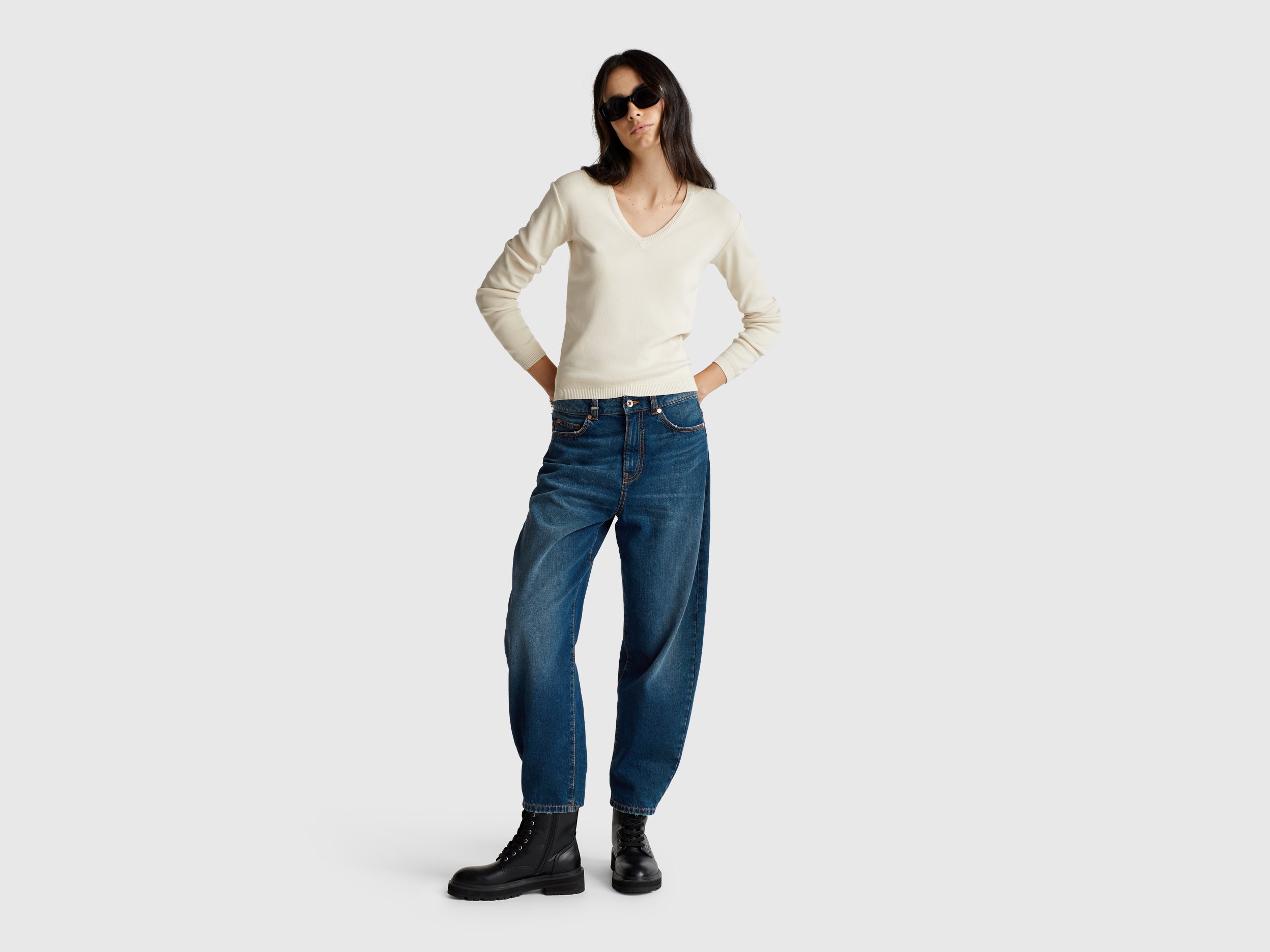 Camisola com decote em V em algodão puro - ucb_image_FY