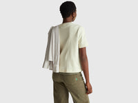 T-shirt com estampa e bordado - ucb_image_B