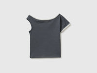 Asymmetrical top - ucb_image_BS